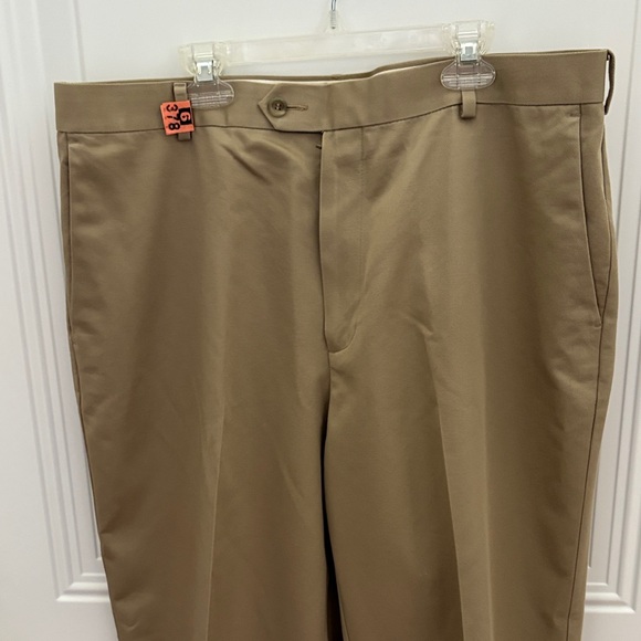 Dockers Men's Khaki Chinos - Picture 3 of 4